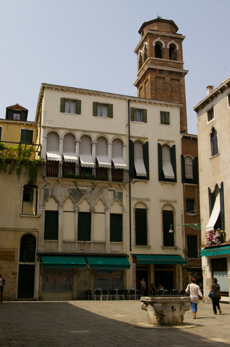 place de venise campo S.Mater Domini